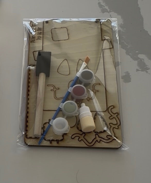 Scare Crow Paint Kit
