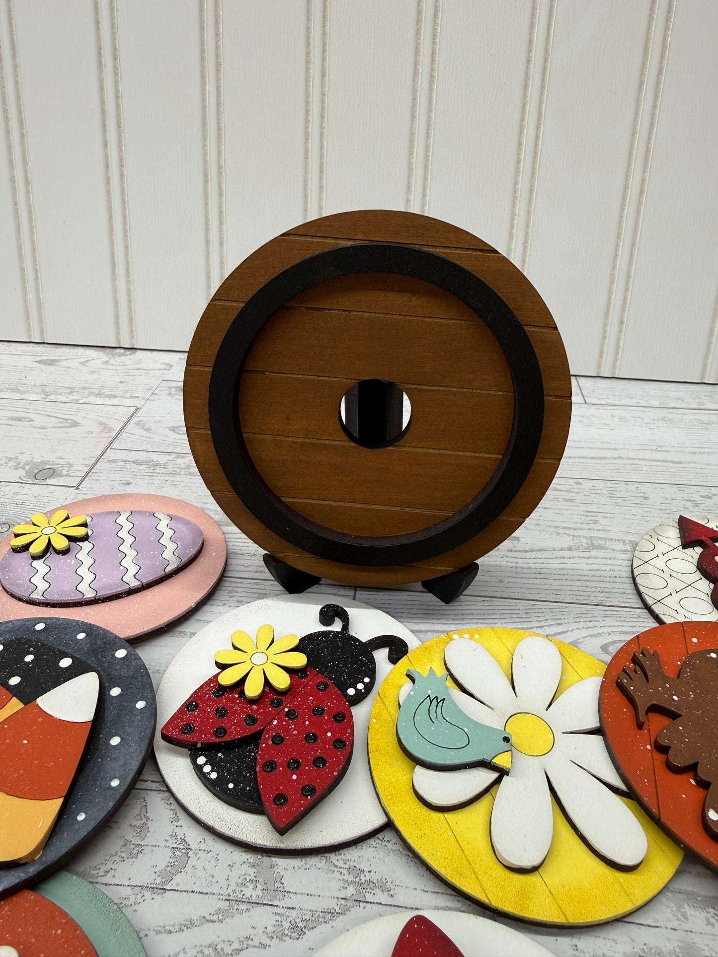 Interchangeable Round Wood Sign Base